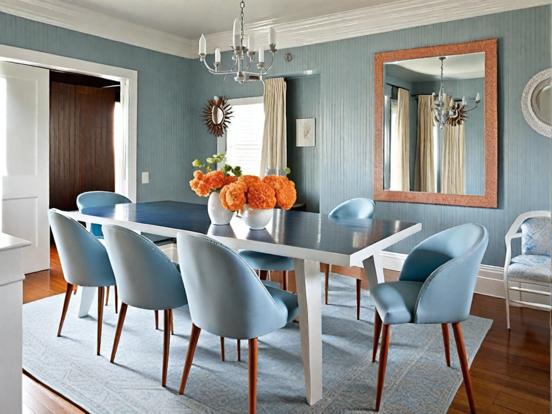 Blue dining room with modern decor