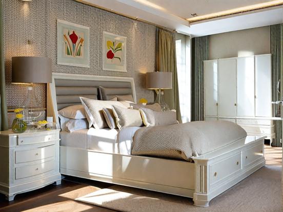 Serene beige bedroom decor