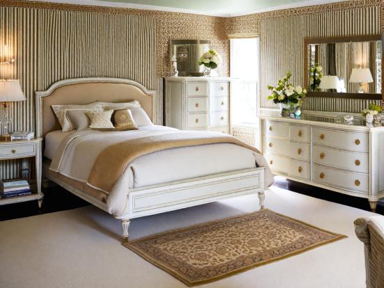 Elegant serene bedroom decor