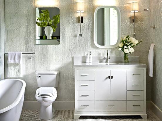 White modern bathroom with tub