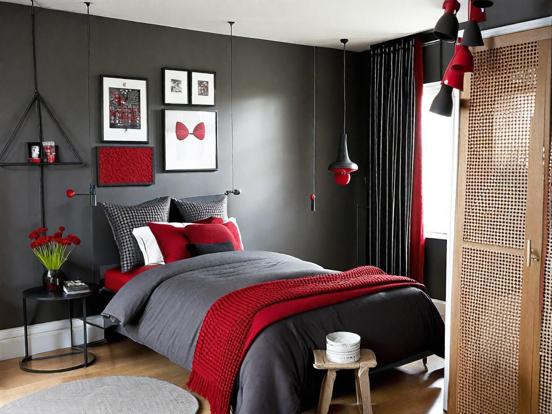 Red black bedroom with decor