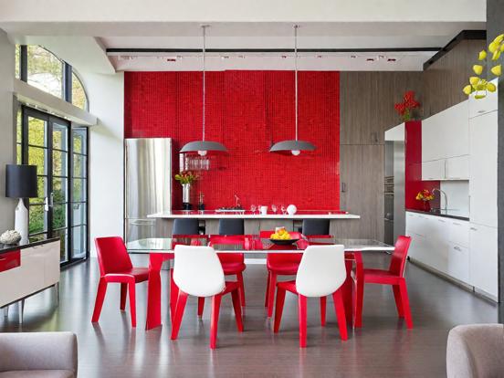 Red room table chairs bright