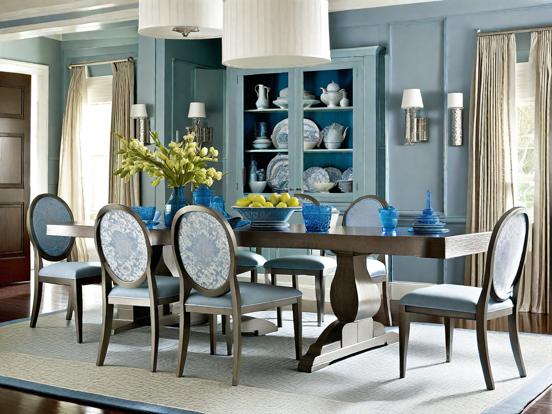 Blue dining table setup