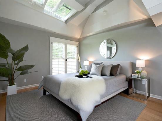 Serene styled bedroom decor