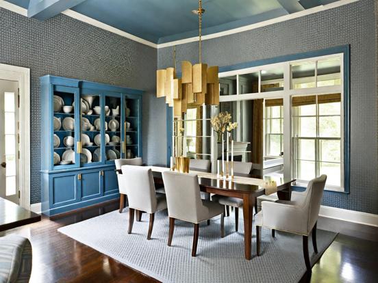 Blue themed dining room decor