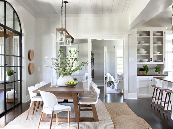 modern farmhouse dining room