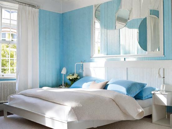 Blue white bedroom decor