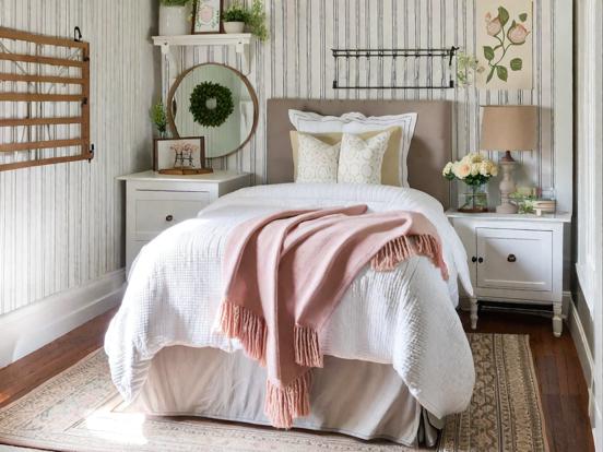 Girly serene bedroom decor