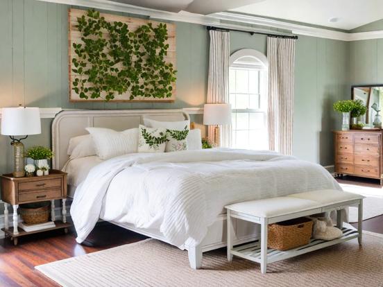 Serene green bedroom decor