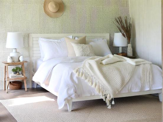 Cozy cream white serene bedroom