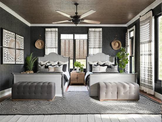 Serene 1920s twin bed room