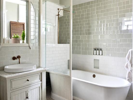 white farmhouse bathroom