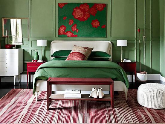 Green red bedroom decor