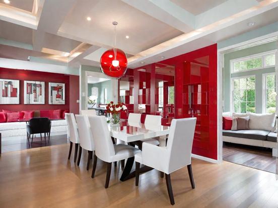 Red white dining room decor