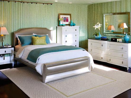 Serene teal bedroom decor