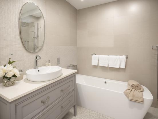 White bathtub and sink luxury