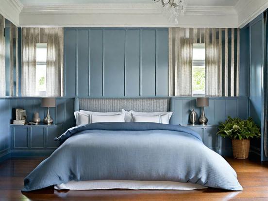 Serene blue bedroom decor