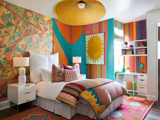 Colorful maximalist bedroom