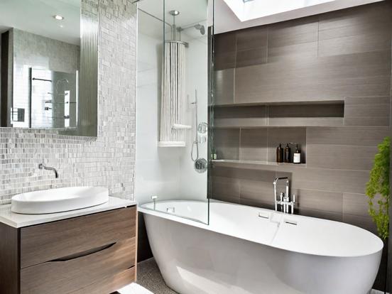 Contemporary white bathroom