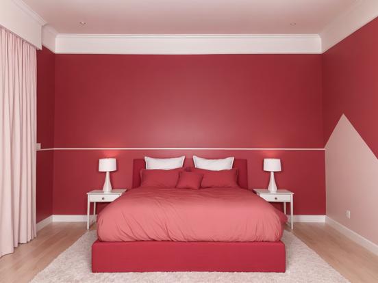 Red white bedroom decor