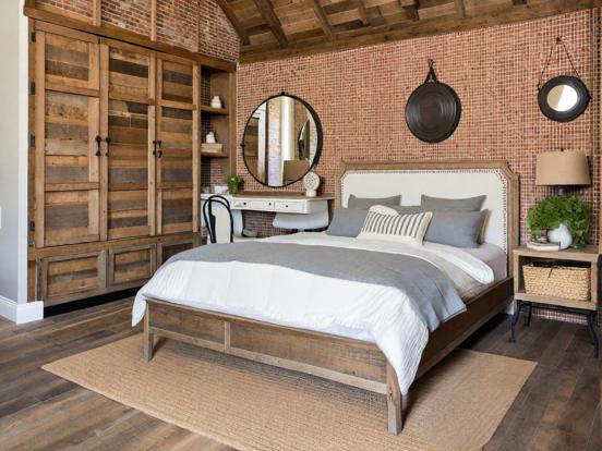 Rustic serene bedroom decor