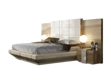 modern master bed