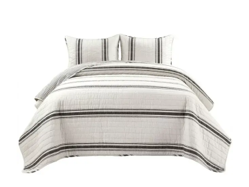 farmhouse guest bedroom bedding